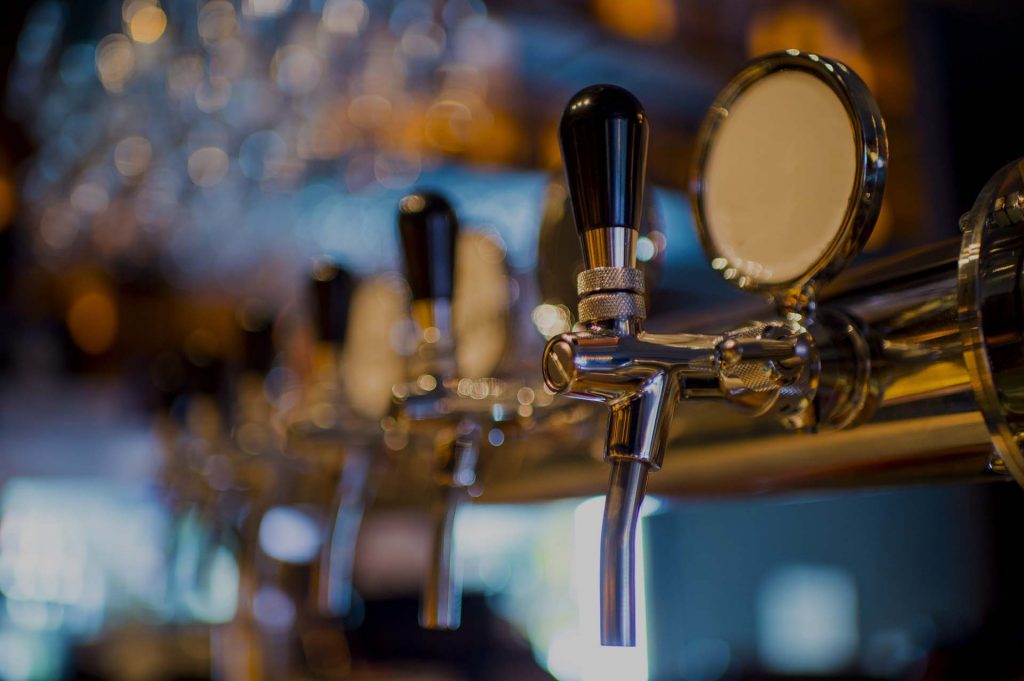 Drafthouse Beer in a traditional edinburgh pub