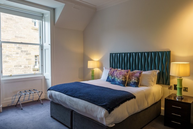room with good and natural light