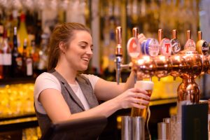 Black Ivy Edinburgh Boutique Hotel Bar - pouring beer